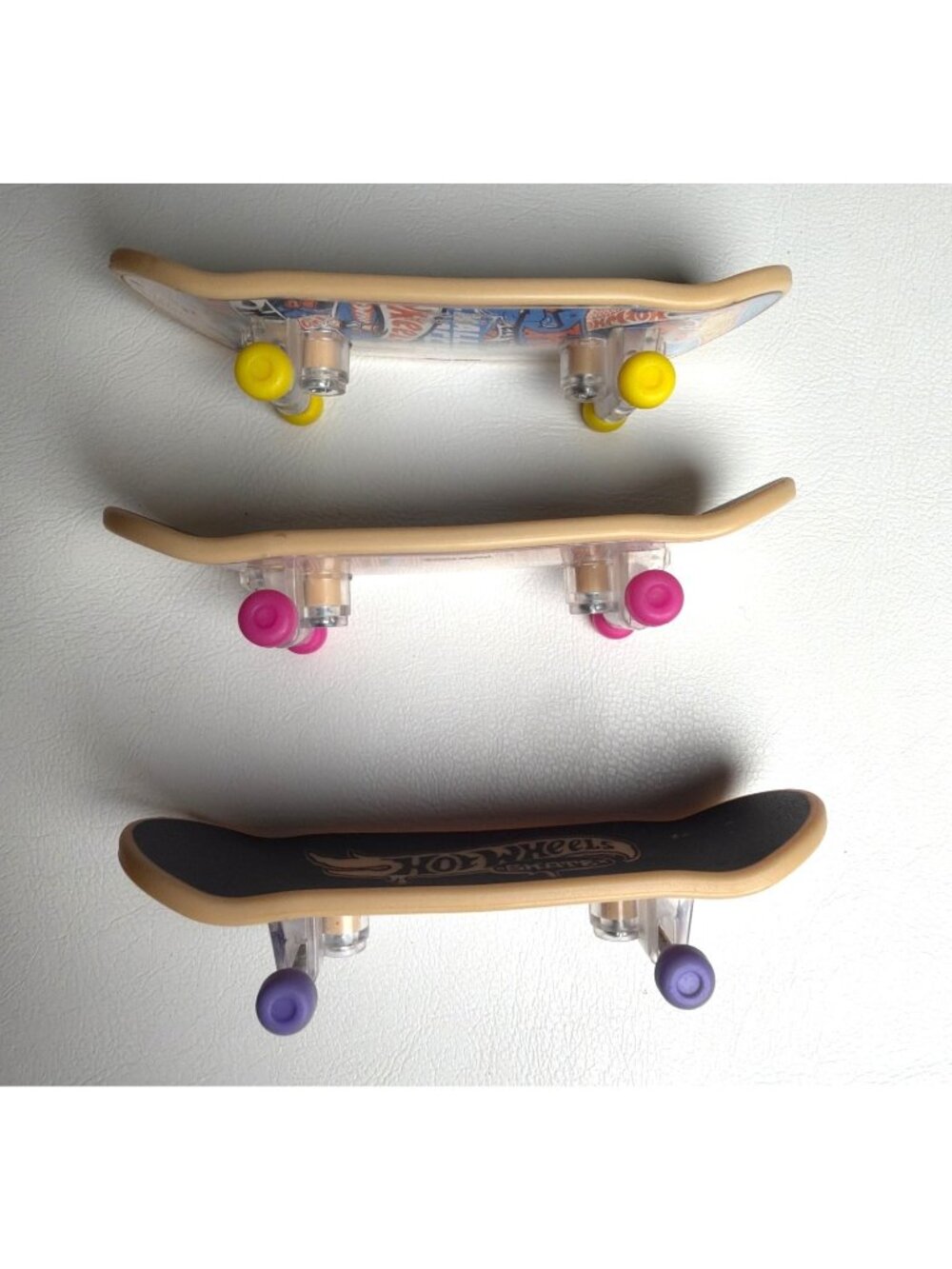 Lot of 3 Hot Wheels Skate Tony Hawk Fingerboards - Mini Skateboards - Picture 3 of 6